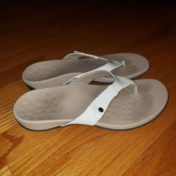 Vionic Slip-On Flats Sandals - Picture 1 of 6